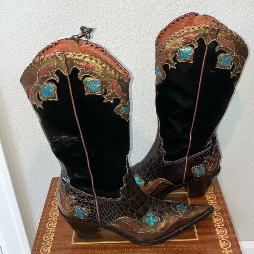8 DONALD J PLINER WESTERN COUTURE Bronze Brown velvet turquoise metallic - Picture 2 of 9